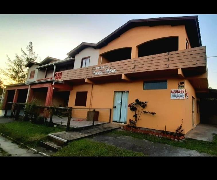 Appartement Residencial Familia Milani 100 Metros Do Mar Torres Extérieur photo